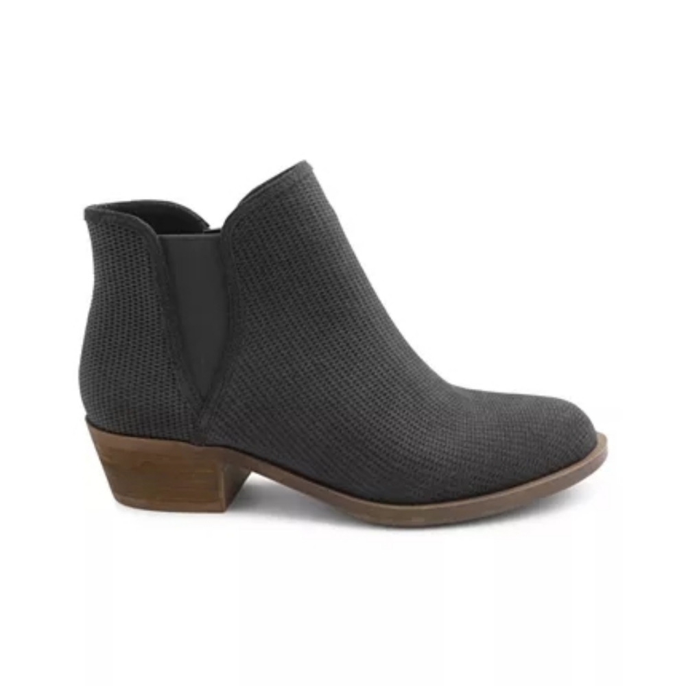 Kenzie Gerona Booties - Picture 2 of 5